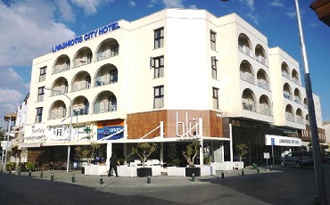 هتل livadhiotis larnaca