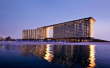 هتل Movenpick resort al marjan central