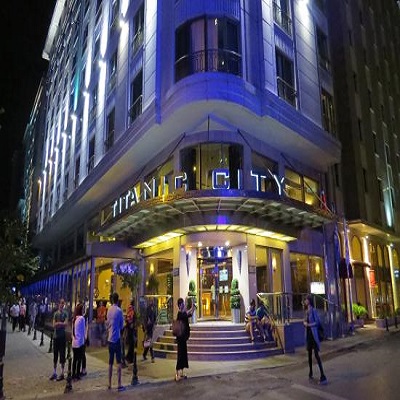 تور استانبول هتل تایتانیک سیتی