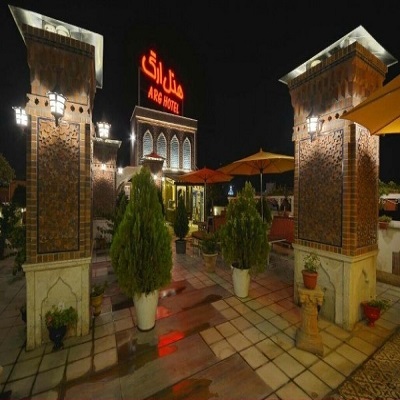 تور شیراز هتل ارگ